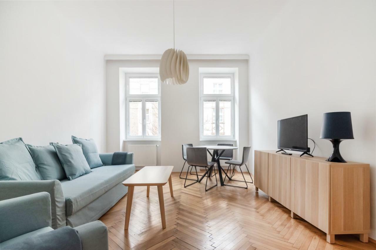 Universum Apartment 2 Βιέννη Εξωτερικό φωτογραφία