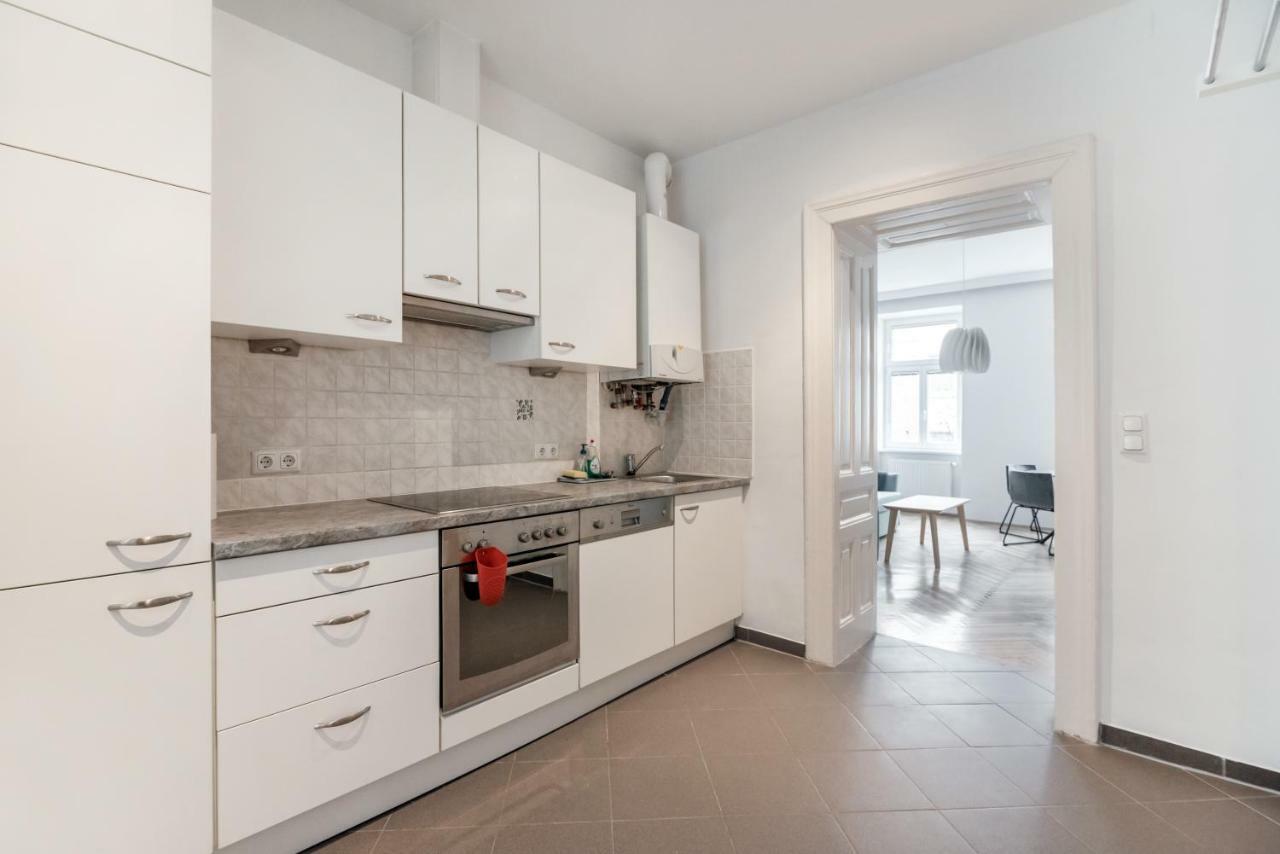 Universum Apartment 2 Βιέννη Εξωτερικό φωτογραφία