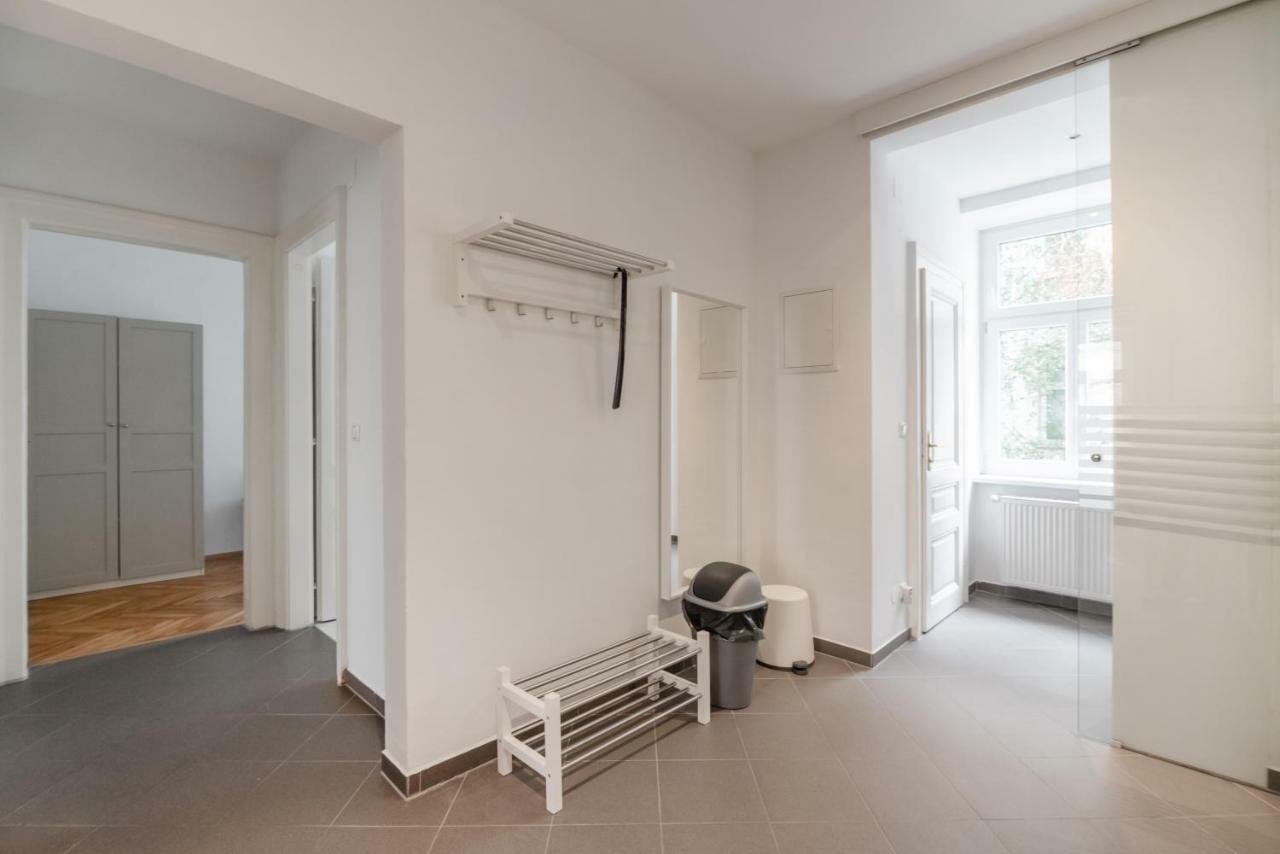 Universum Apartment 2 Βιέννη Εξωτερικό φωτογραφία