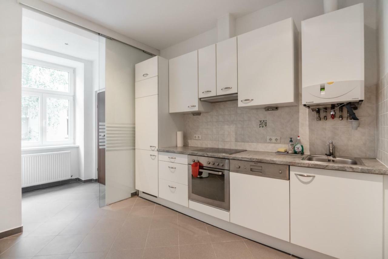 Universum Apartment 2 Βιέννη Εξωτερικό φωτογραφία